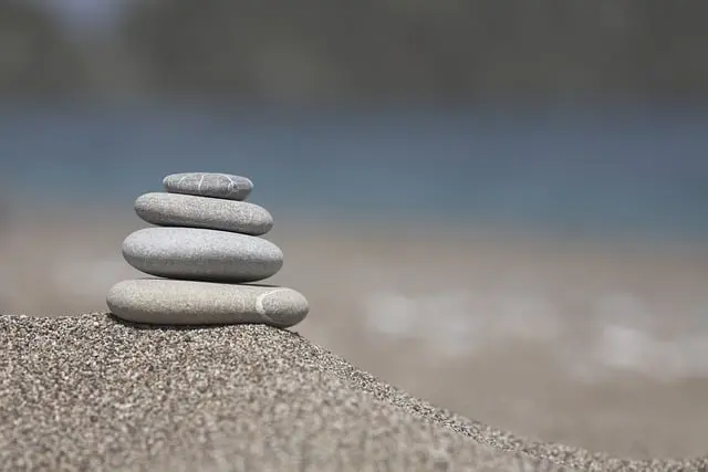 Comment les pauses méditatives améliorent votre concentration