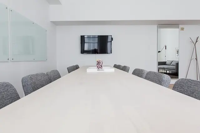L'impact des pauses méditatives sur votre productivité