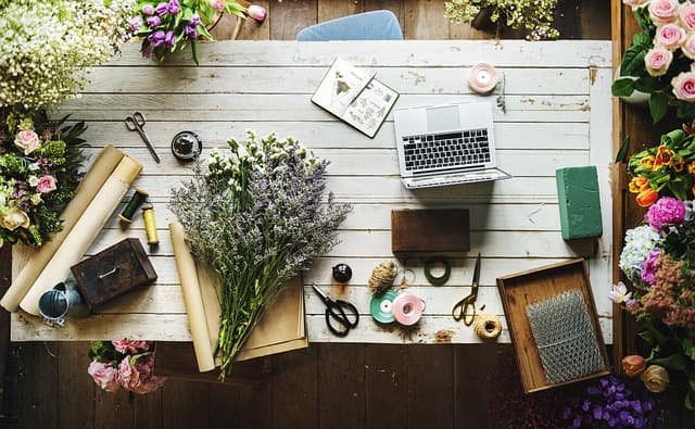 Comment les pauses méditatives peuvent optimiser votre productivité
